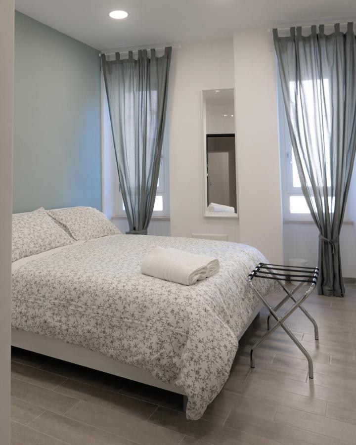 Hotel Dimora Cavour Neapel Exterior foto